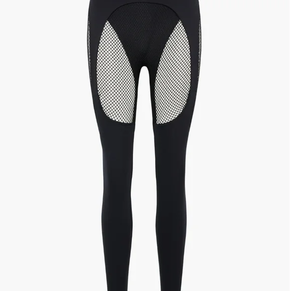Black High-Waist Mesh Panel Leggings - Picture 3 of 6